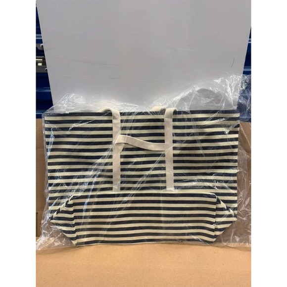 NWT Hat Attack New York Original Sunhat Sized Traveler Tote Navy Stripe One Size - Picture 1 of 9